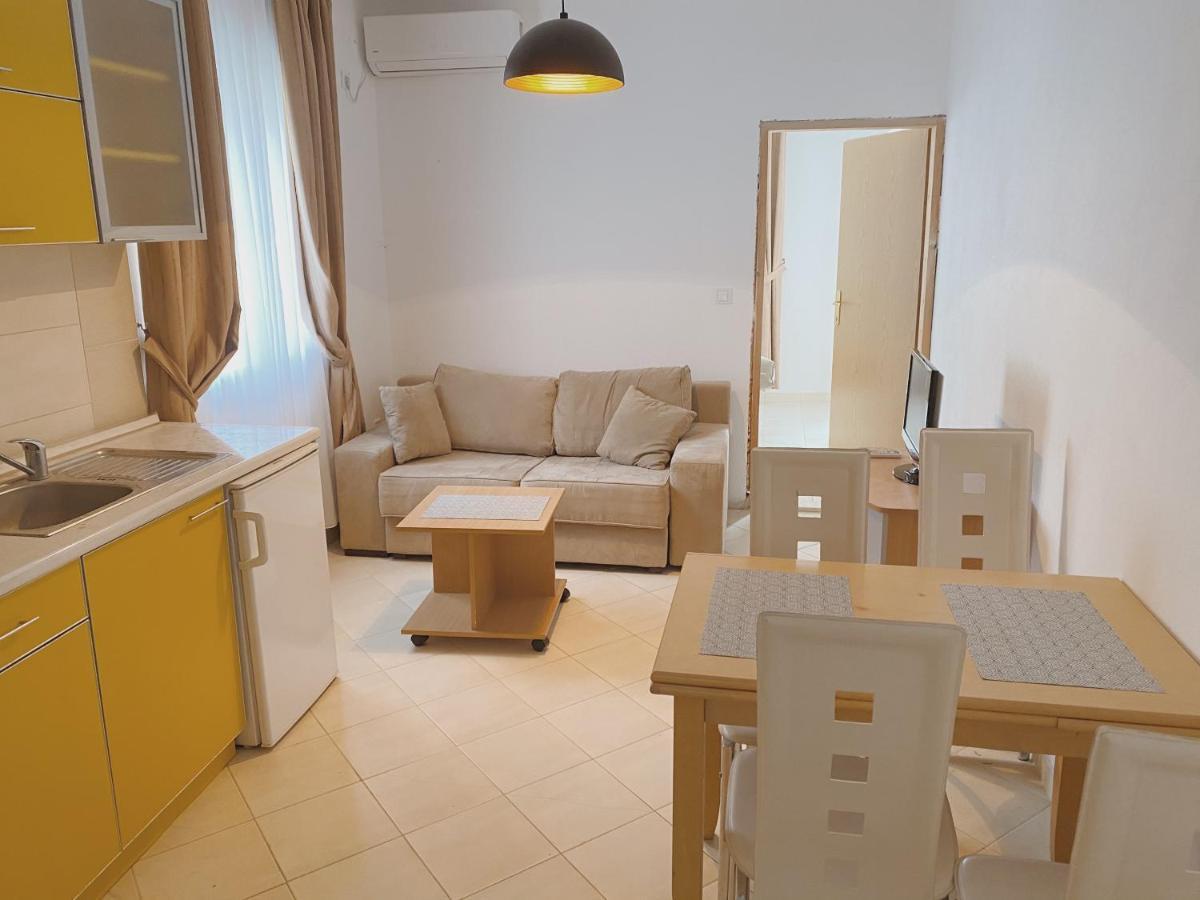 Apartments Sneki Baošići Εξωτερικό φωτογραφία