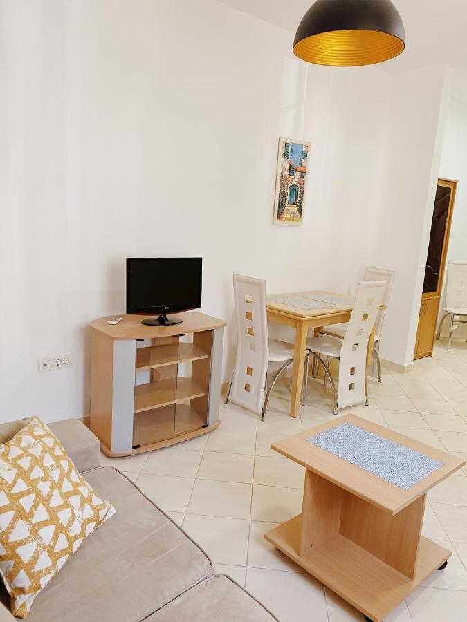 Apartments Sneki Baošići Εξωτερικό φωτογραφία